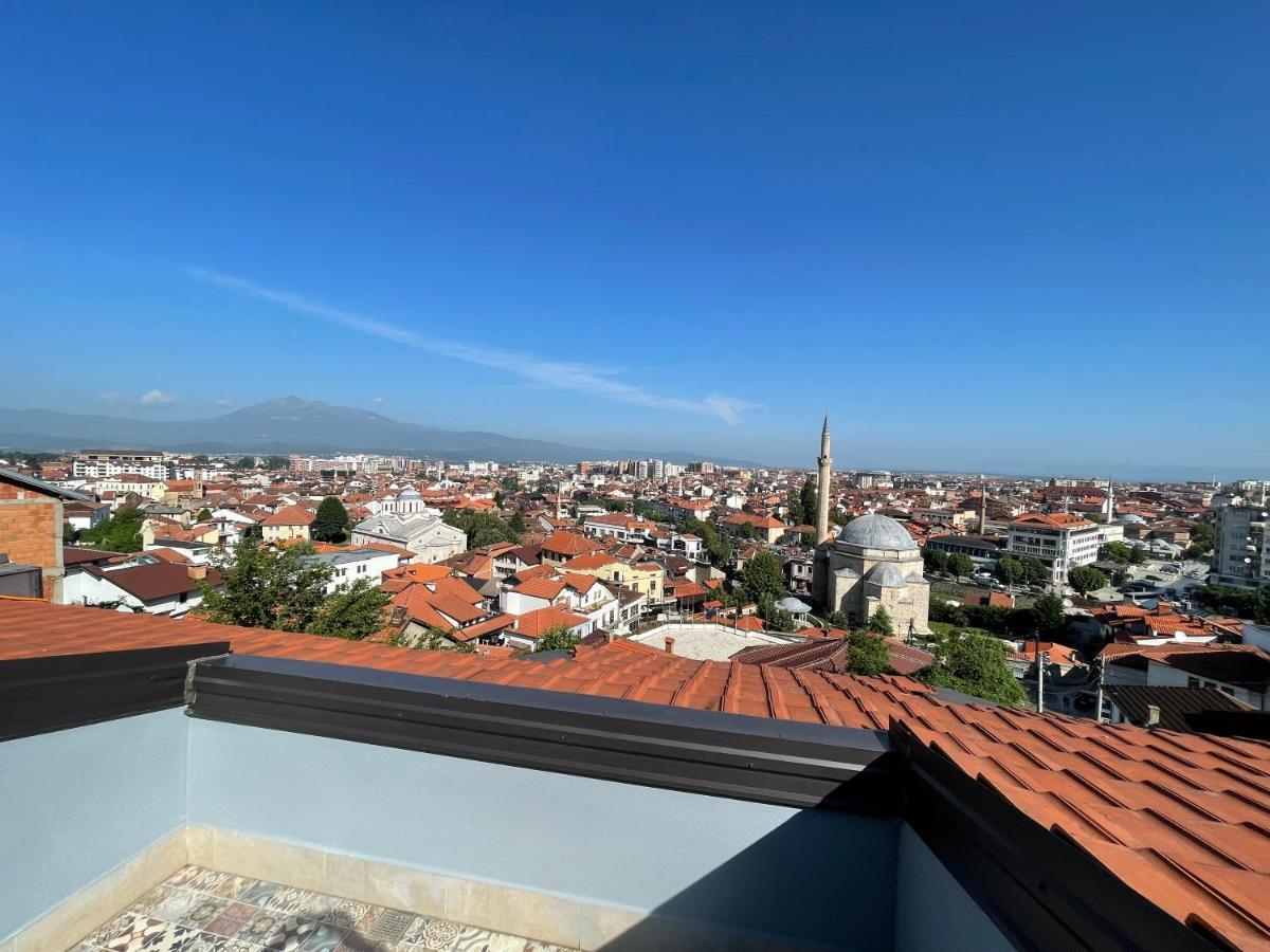 Hotel Hiserra Призрен Экстерьер фото